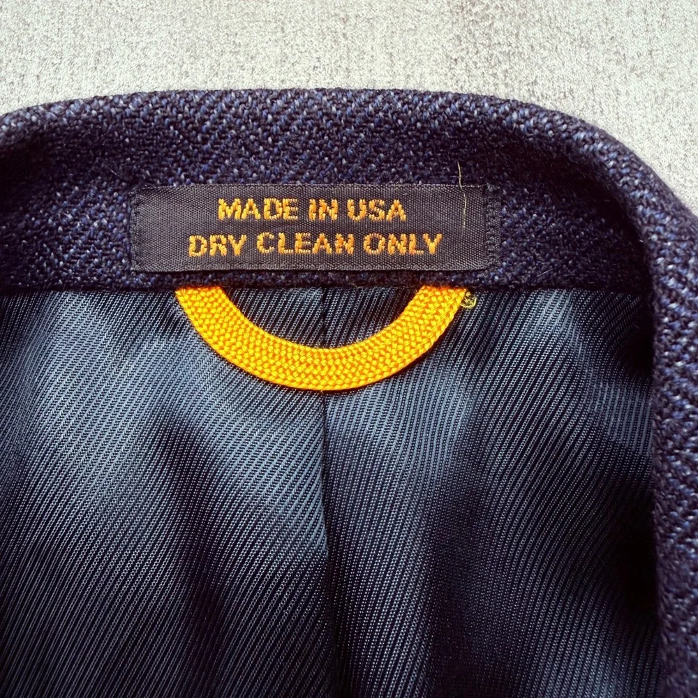Vtg Bill Blass Blazer Mens 40L Navy Blue Herringbone Wool Two Button Sport Coat